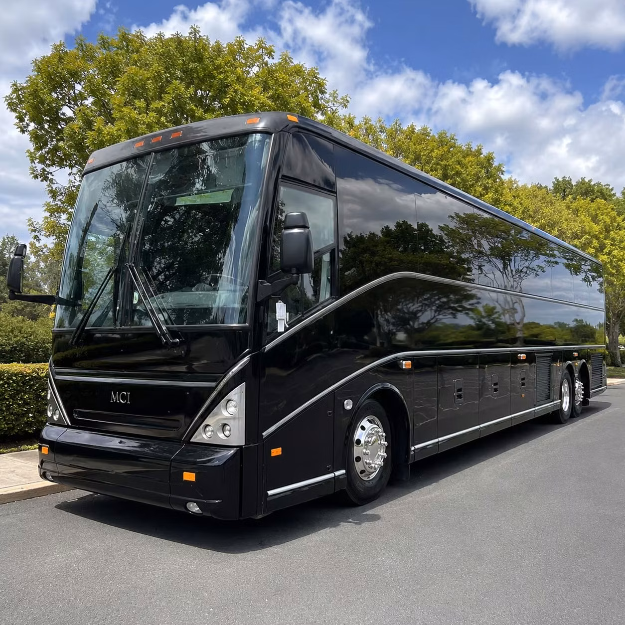 booking oklahoma city concert transportation for large groups is simple with oklahomacitycoachbusservice com
