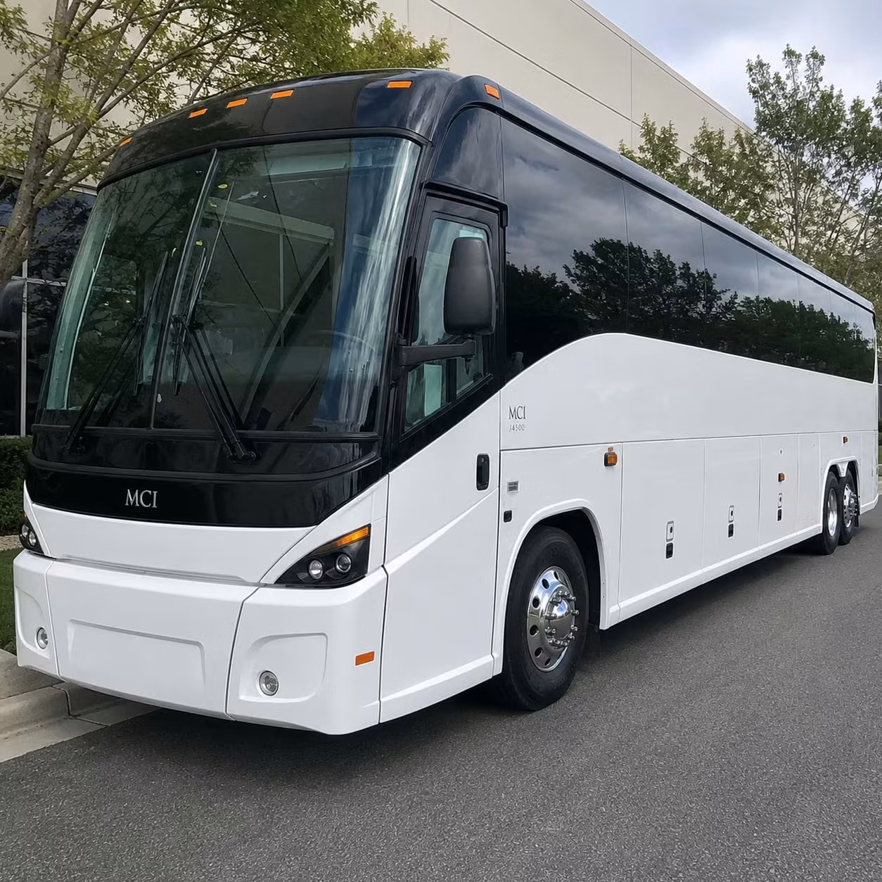oklahoma city corporate campus shuttles that keep your workforce moving